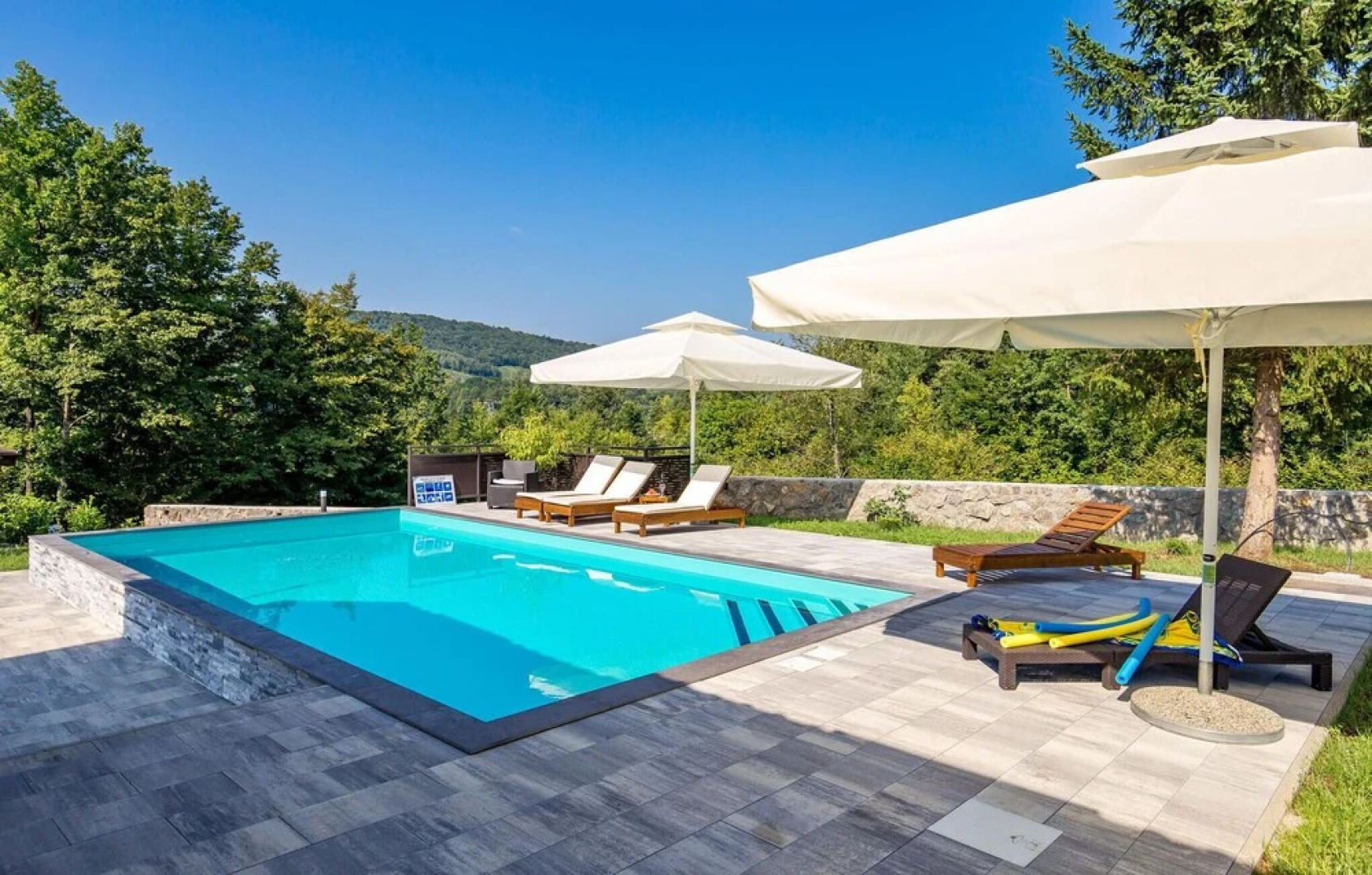 Stunning Home in Slunj With 3 Bedrooms, Wifi and Outdoor Swimming Pool