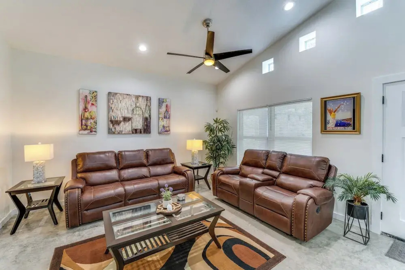 Daytona Beach Vacation Home ~ 4 Mi to Main St Pier