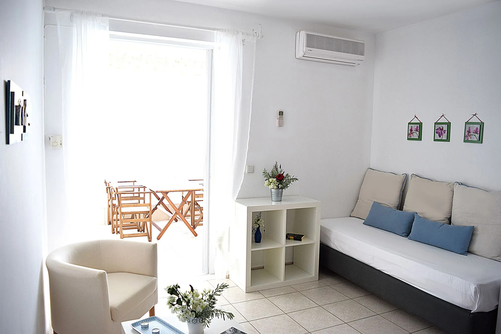 Meli Apartments & Villas