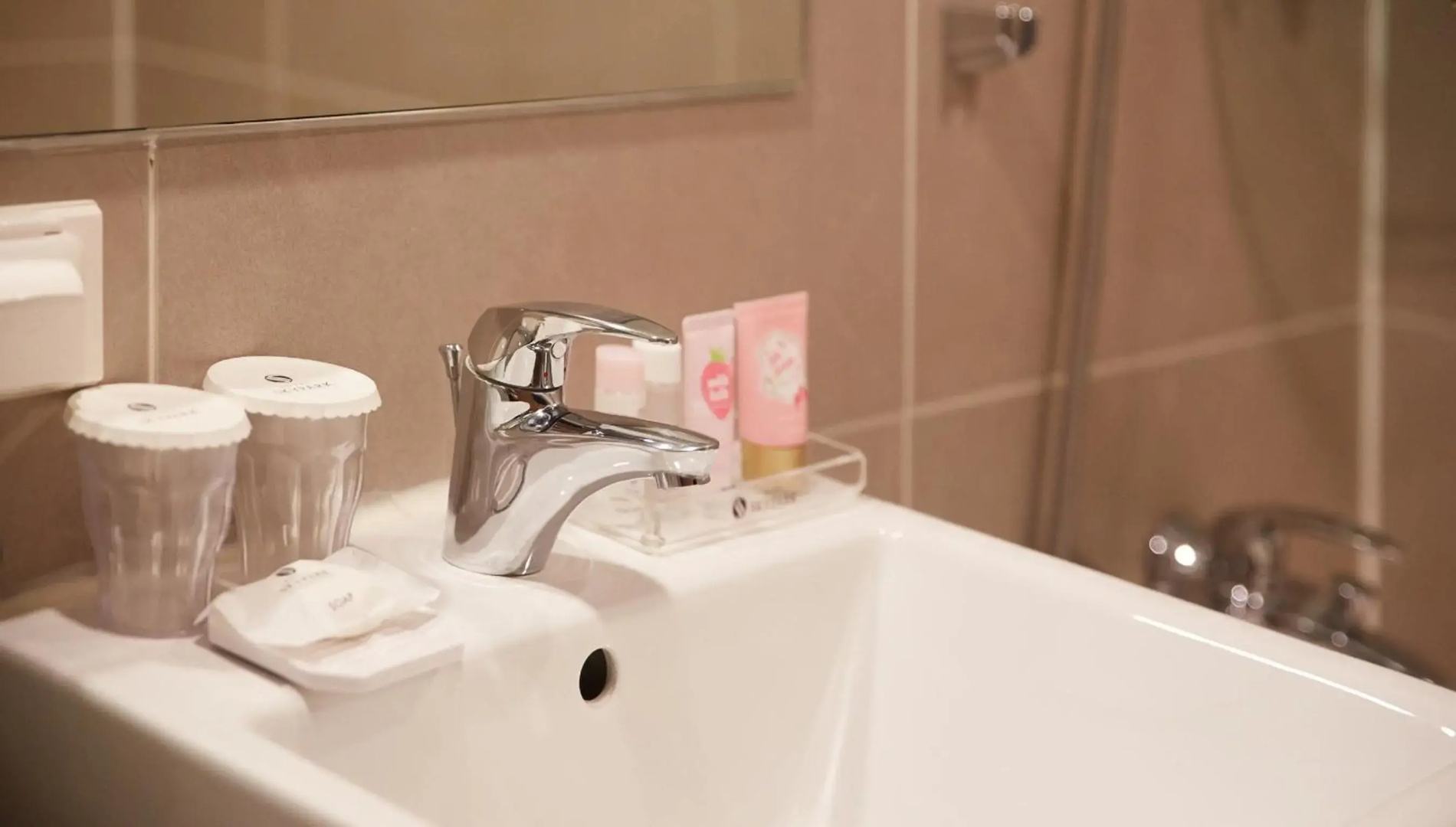 Ramada Hotels & Suites Seoul Namdaemun