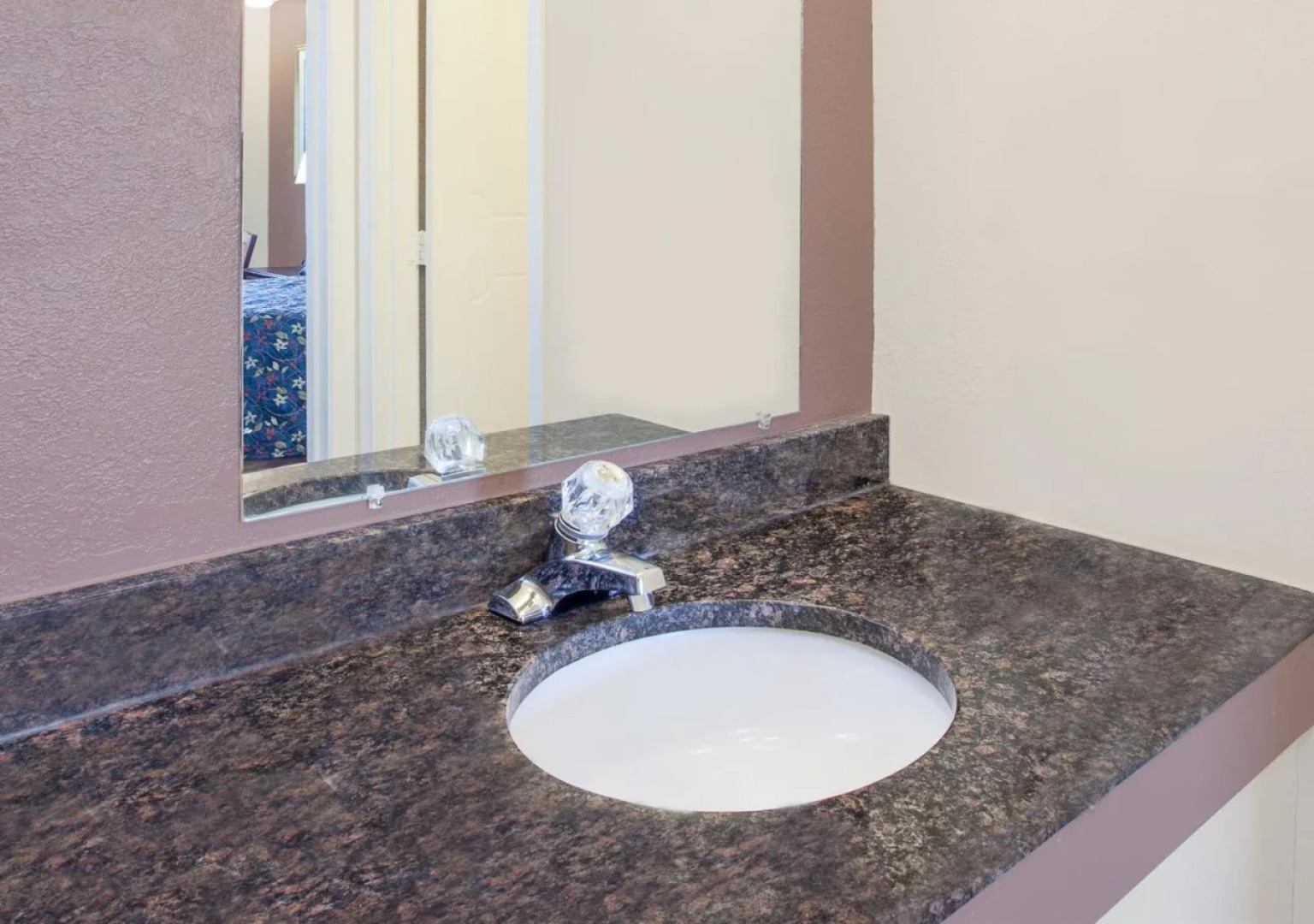 Knights Inn Grand Blanc