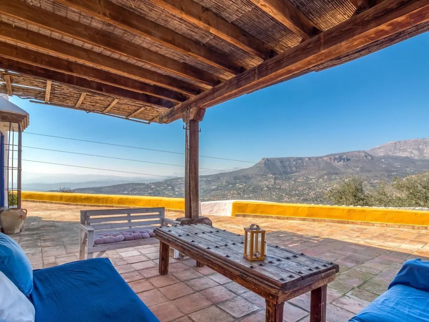 Pretty Cottage in Alcaucín with Private Swimming Pool