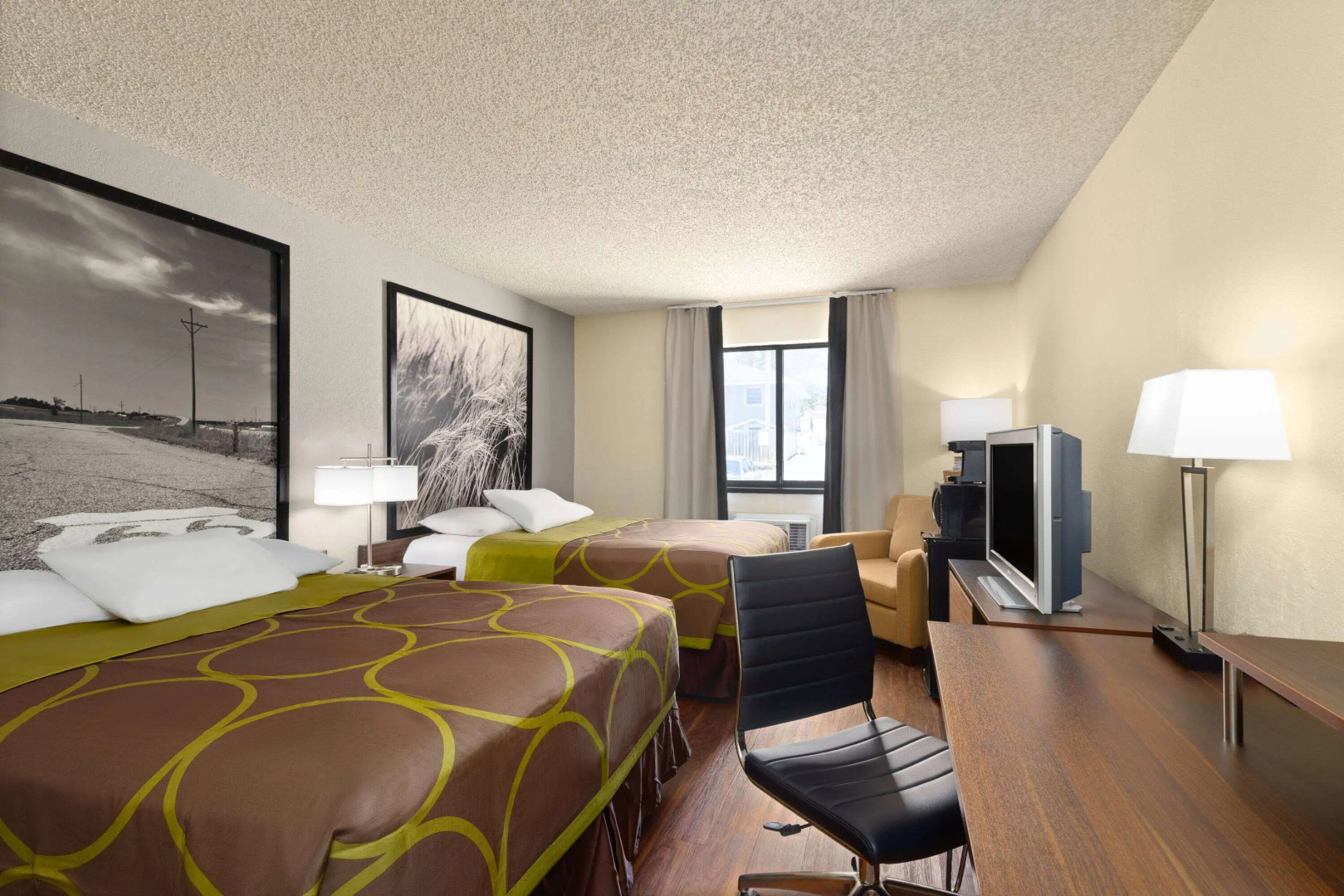 Super 8 by Wyndham Dodge City