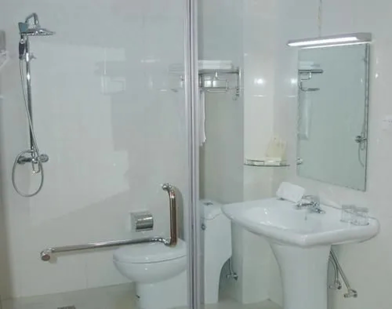 Zhuhui Business Hotel - Qingdao