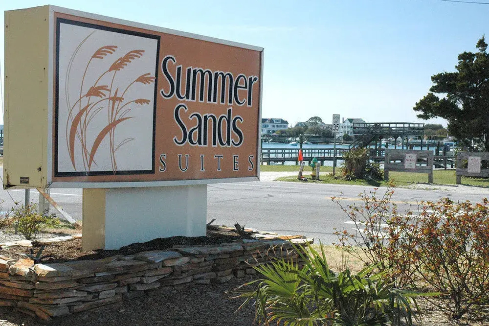 Summer Sands Suites