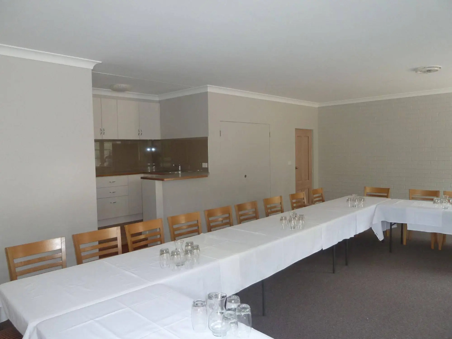 The Aston Motel - Tamworth