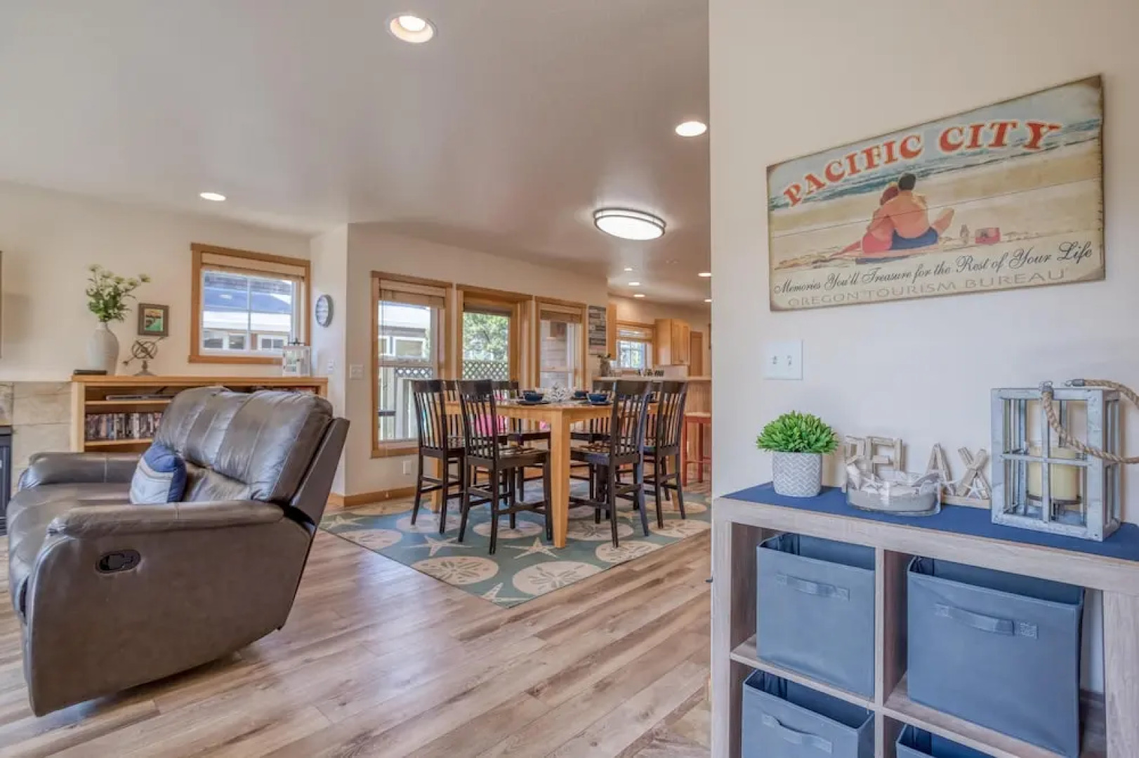 Seas The Day Pacific City