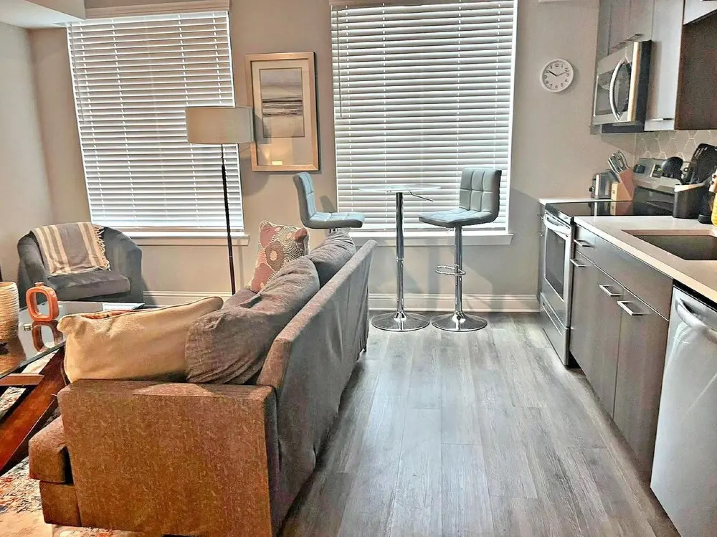 The Elvis Presley Urban Luxury Apts Austin