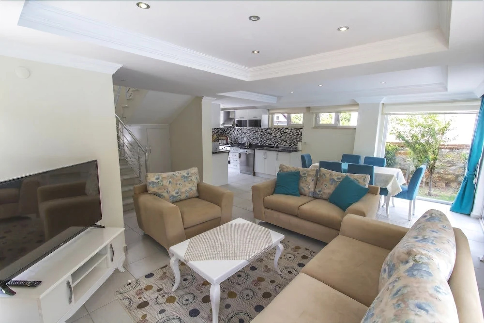 Villa Aktif by Villamnet