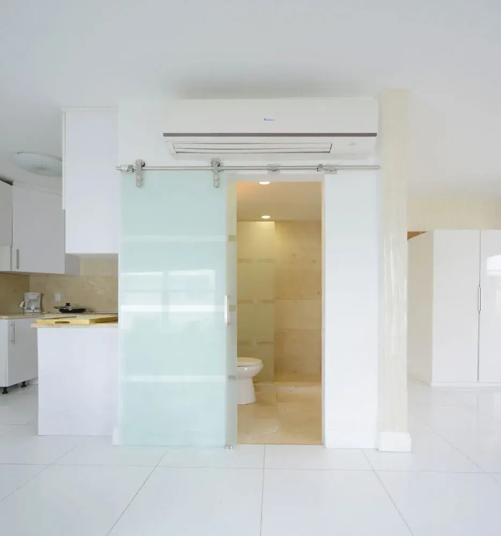 Lincoln Road Apartments