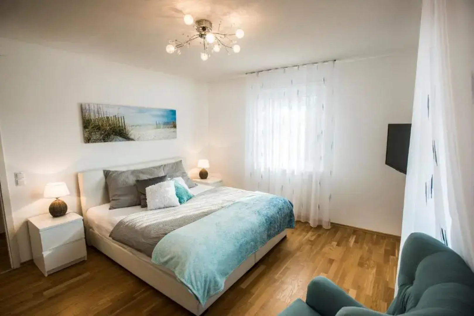 Lake View Apartments