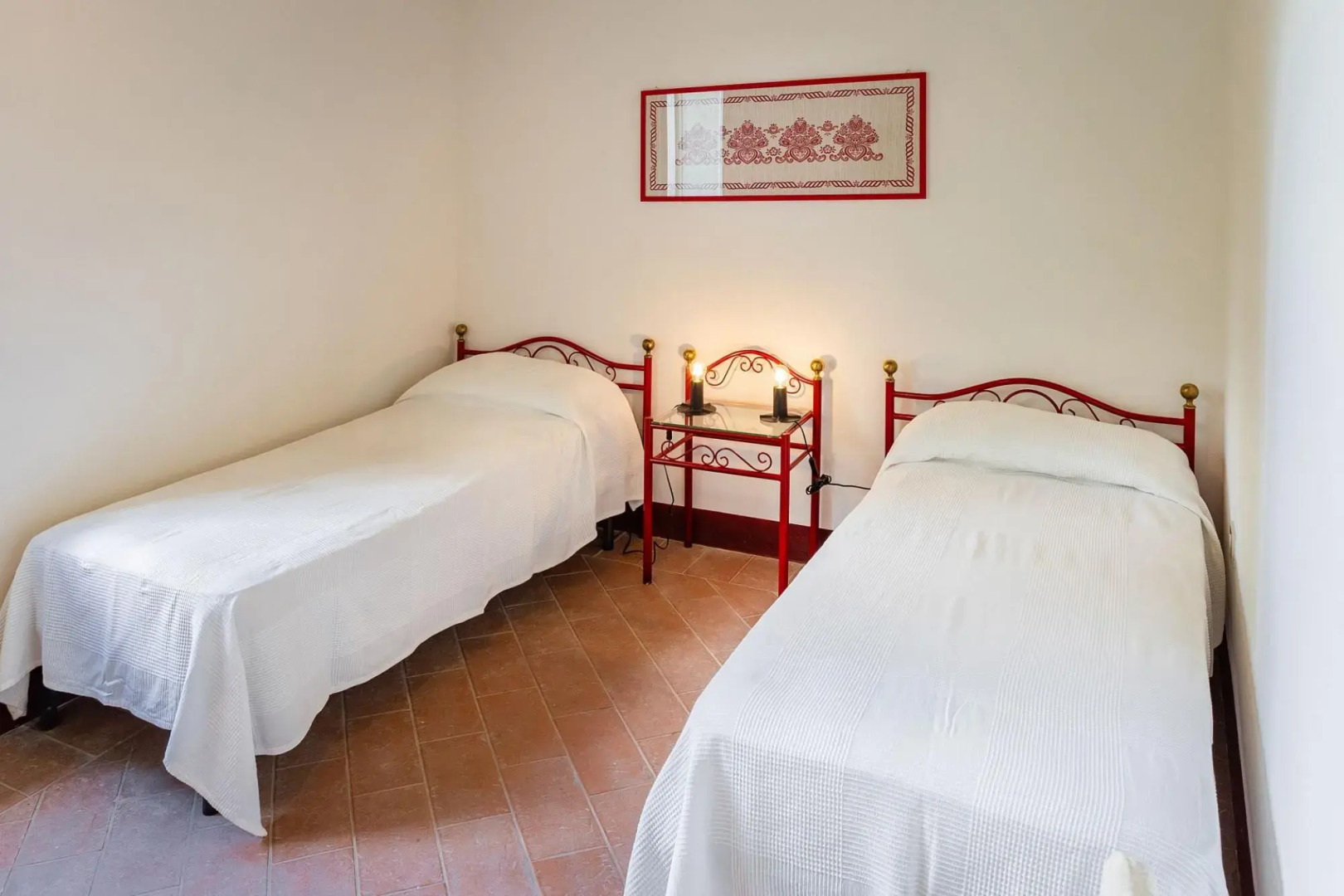 A total immersion in greenery and tranquillity.-Casale LUISA