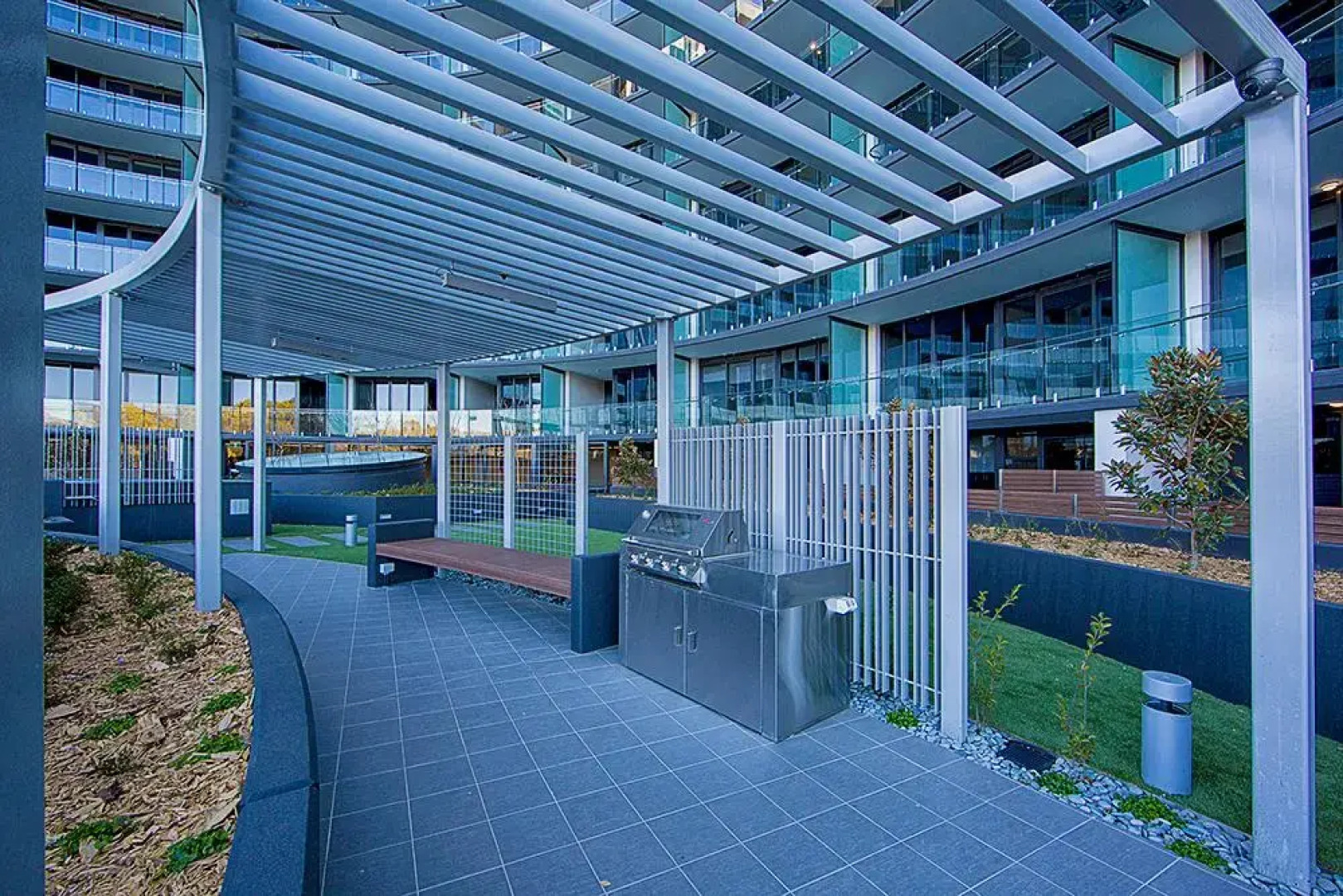 Accommodate Canberra - Manhattan