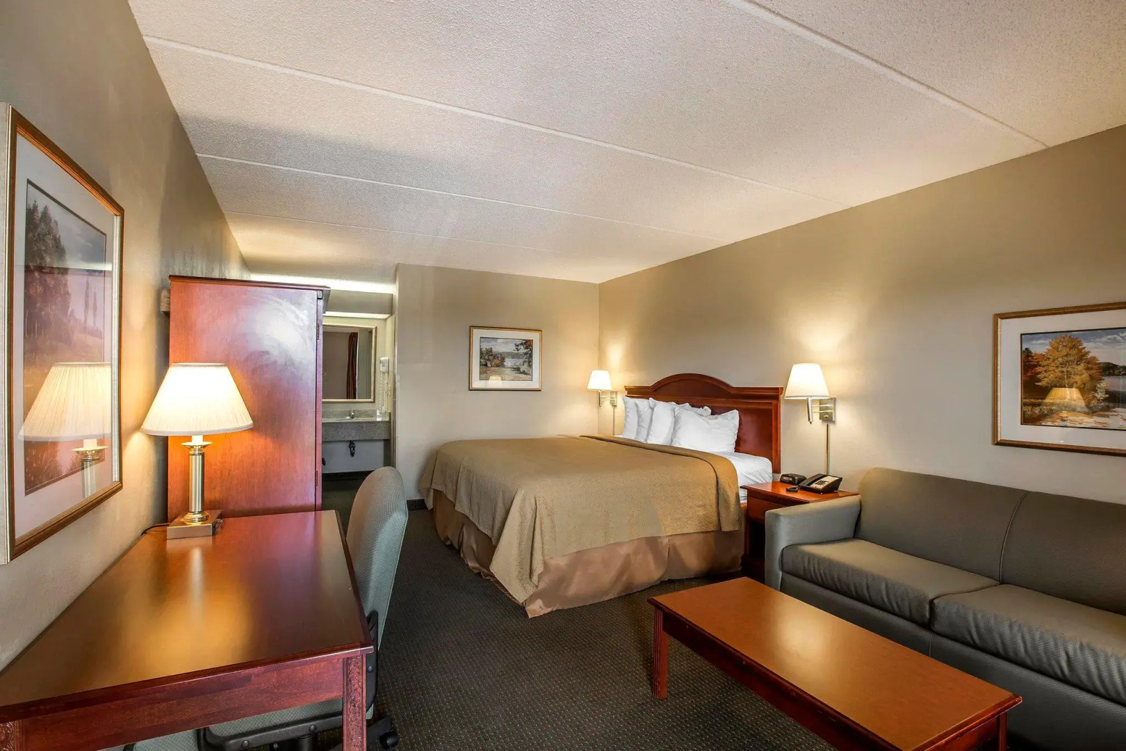 Quality Inn Airport - Southeast