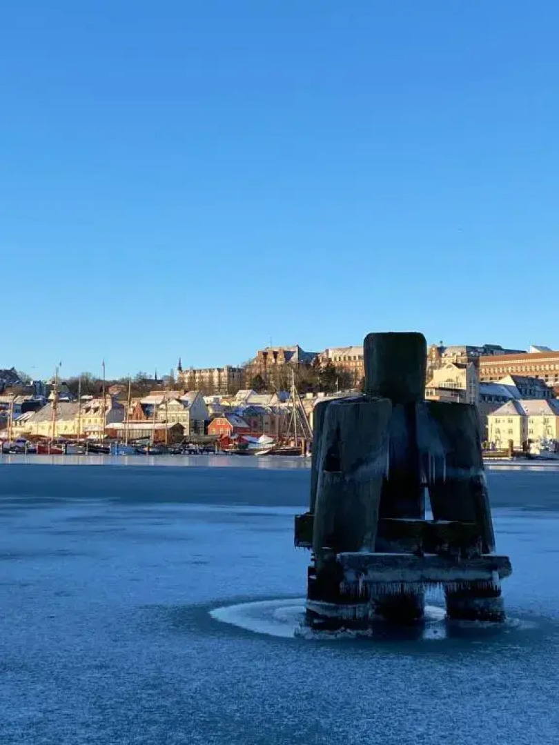 Zentrumsnahe Schone Altbauwohnung Bis 4 Personen