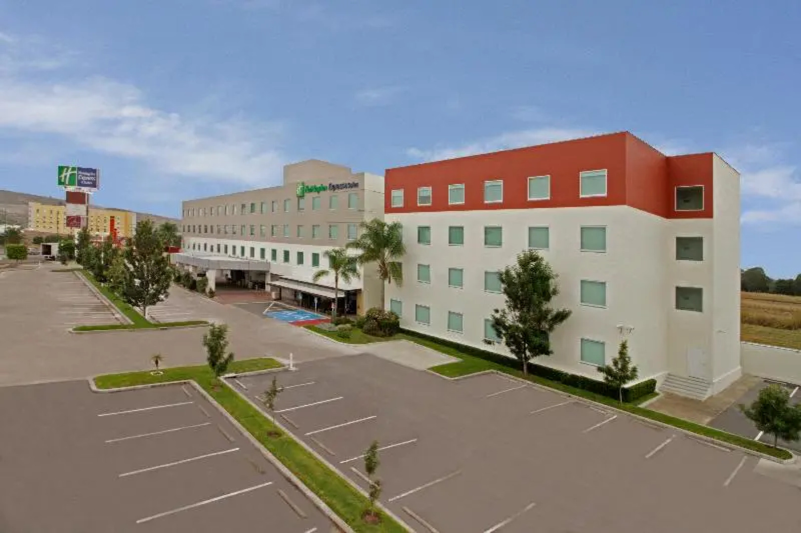 Holiday Inn Express Hotel & Suites Irapuato