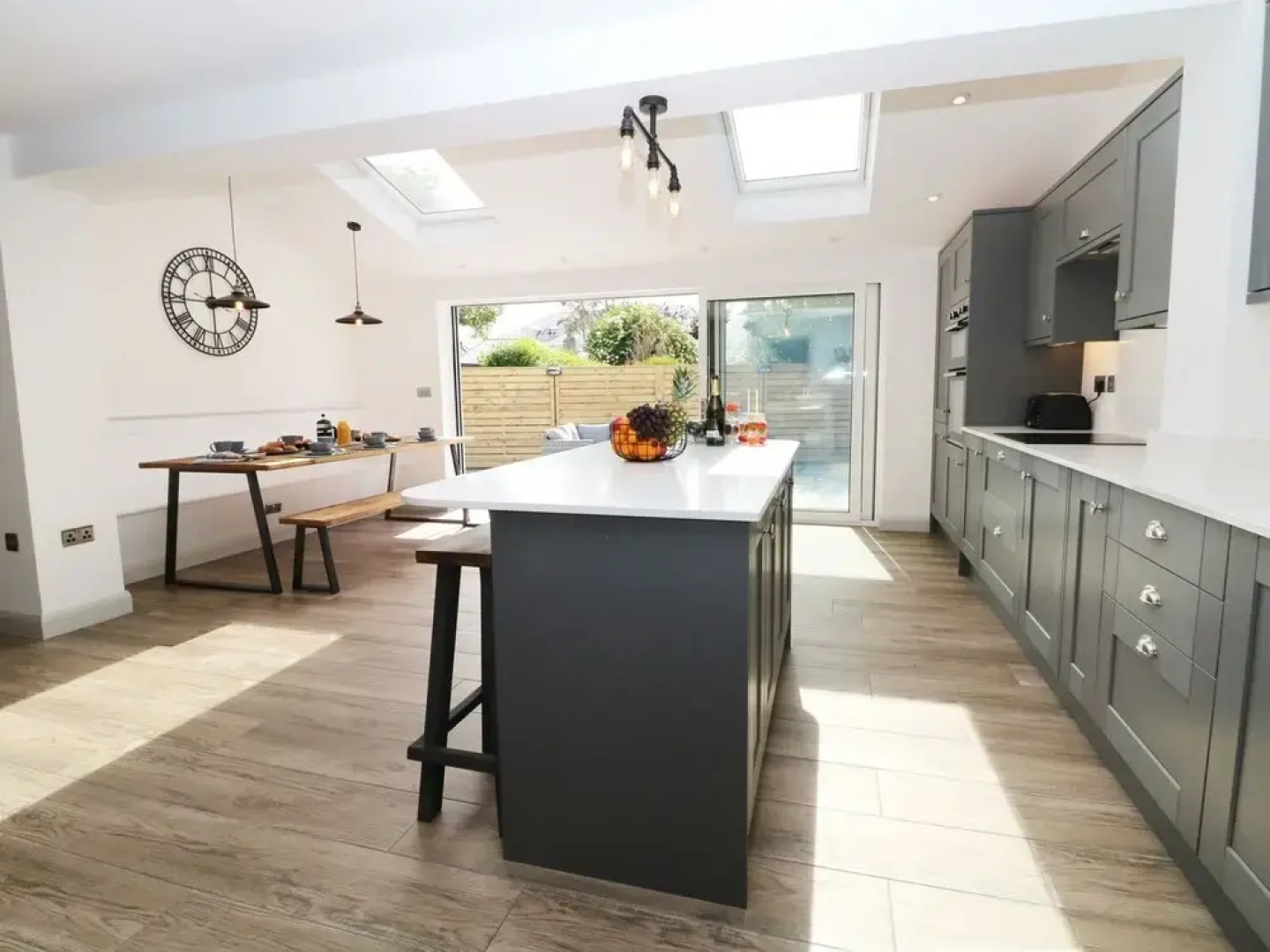 21 Llwyn Gwalch Estate