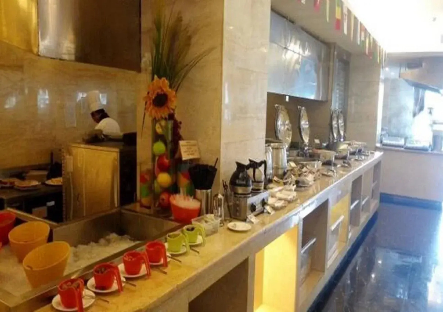 Hongyi Hotel Wuhan University