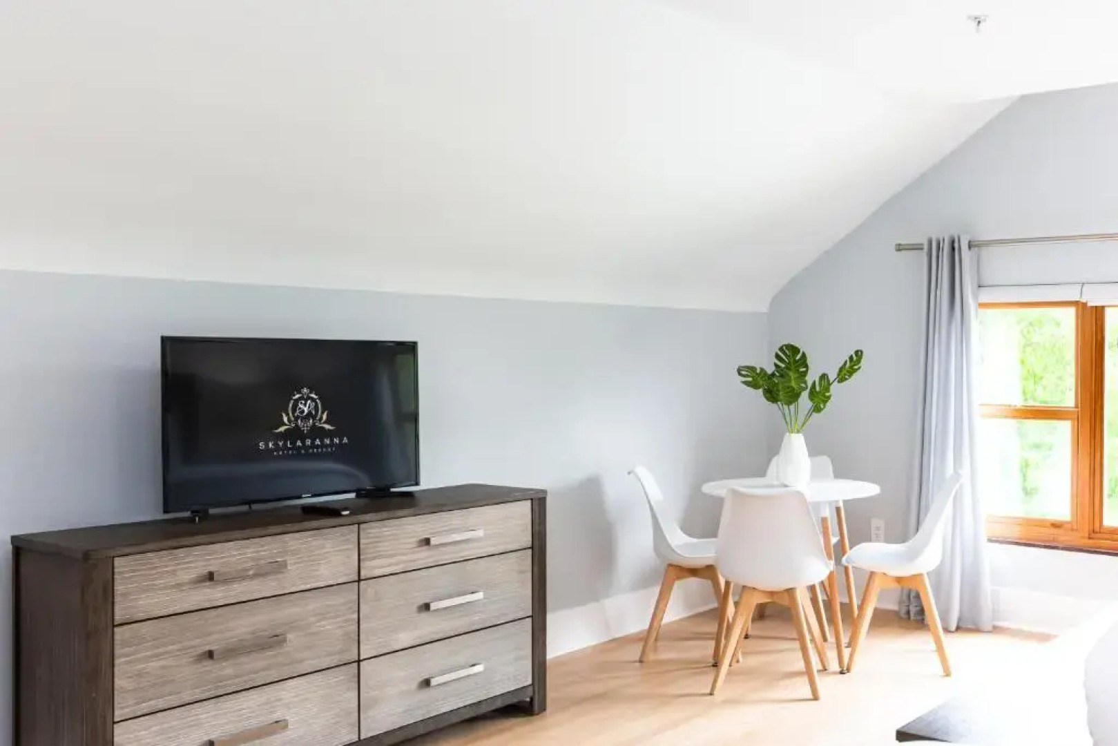 SKYLARANNA Resort & Spa