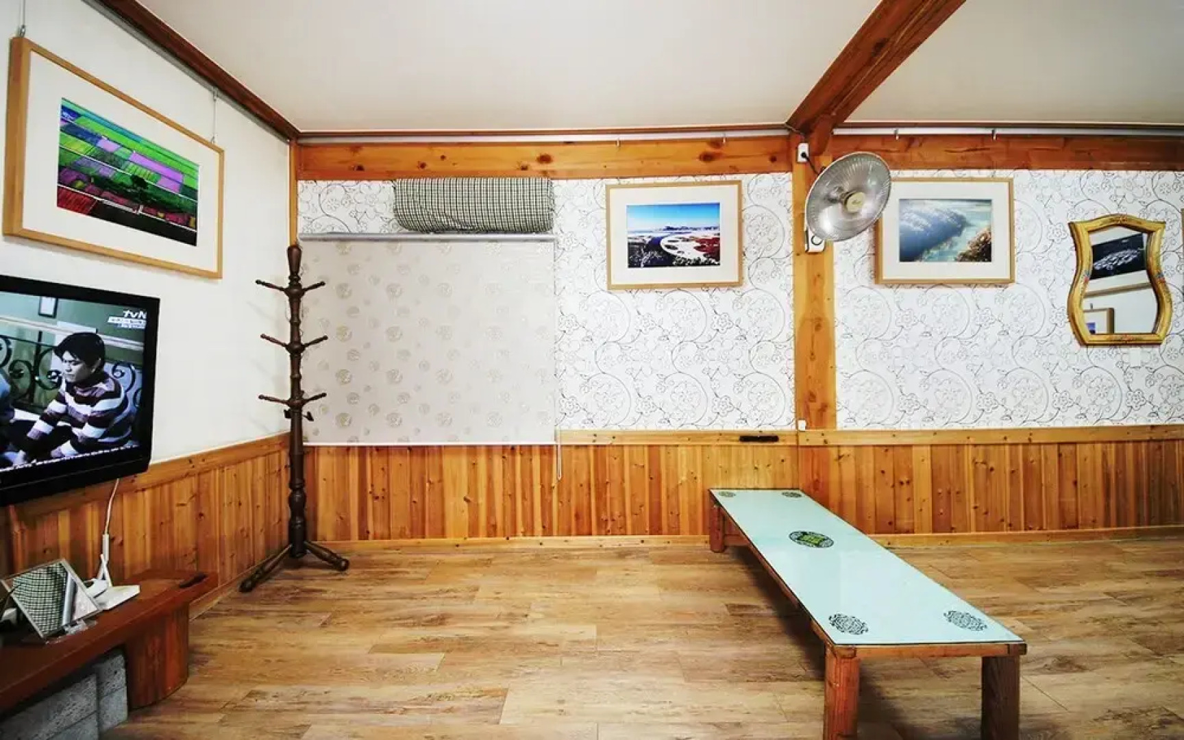 Reed House Hanok Pension