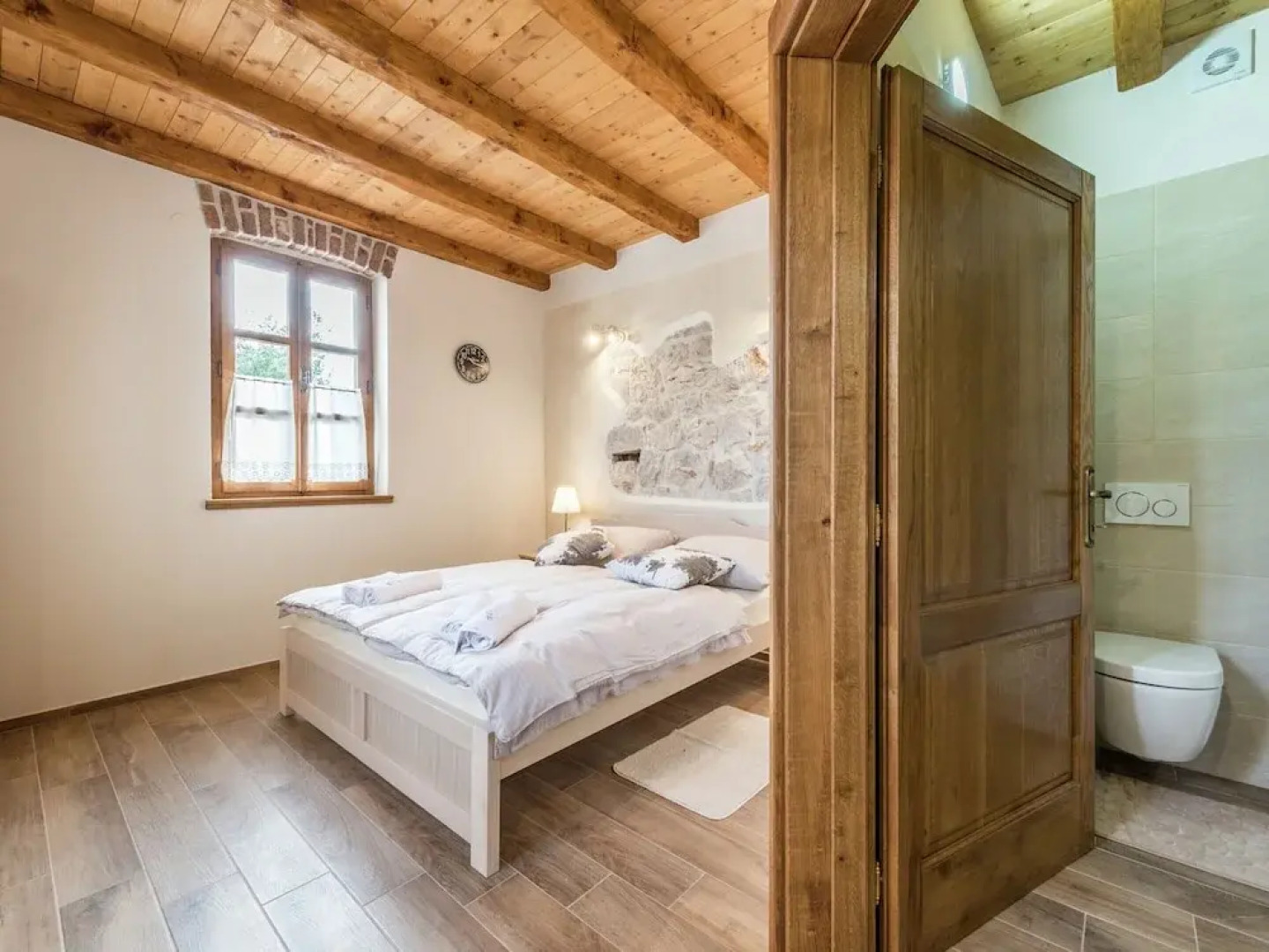 Villa in Sukosan With Pool Near the Sea