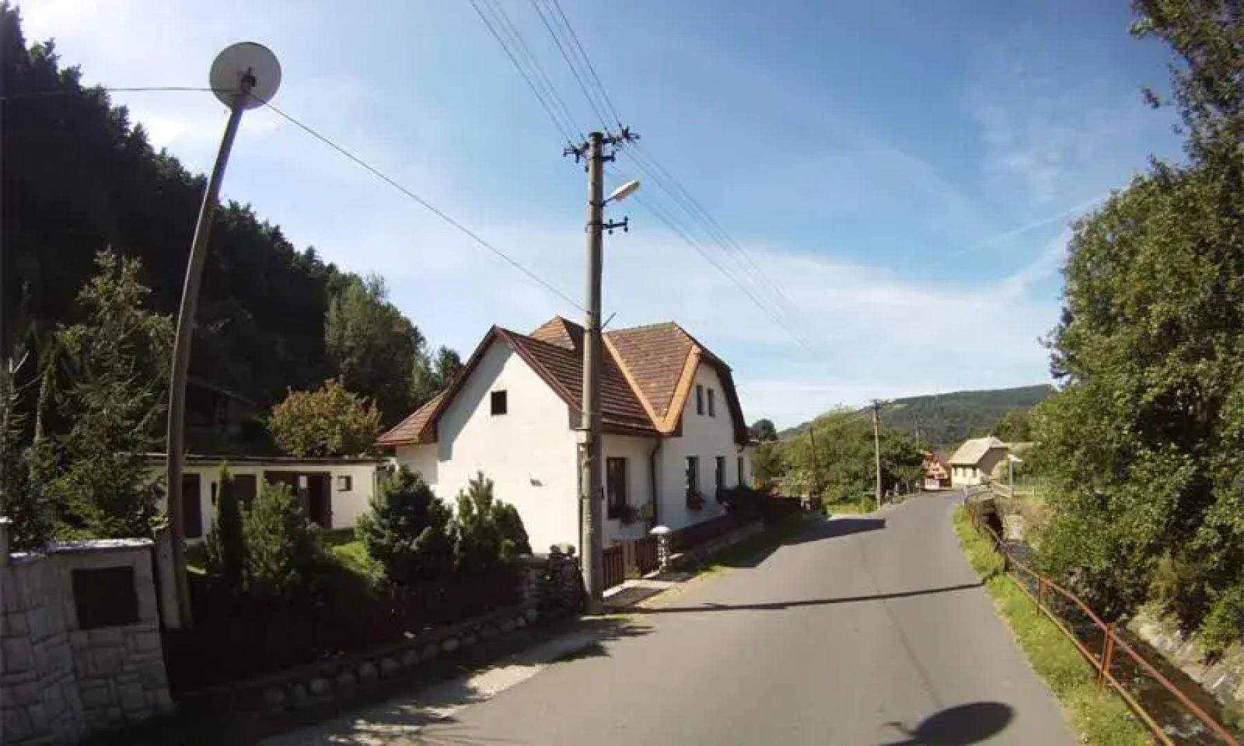 Penzion pod vejmutovym lesom