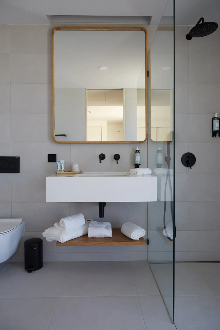 White Shell Beach Villas