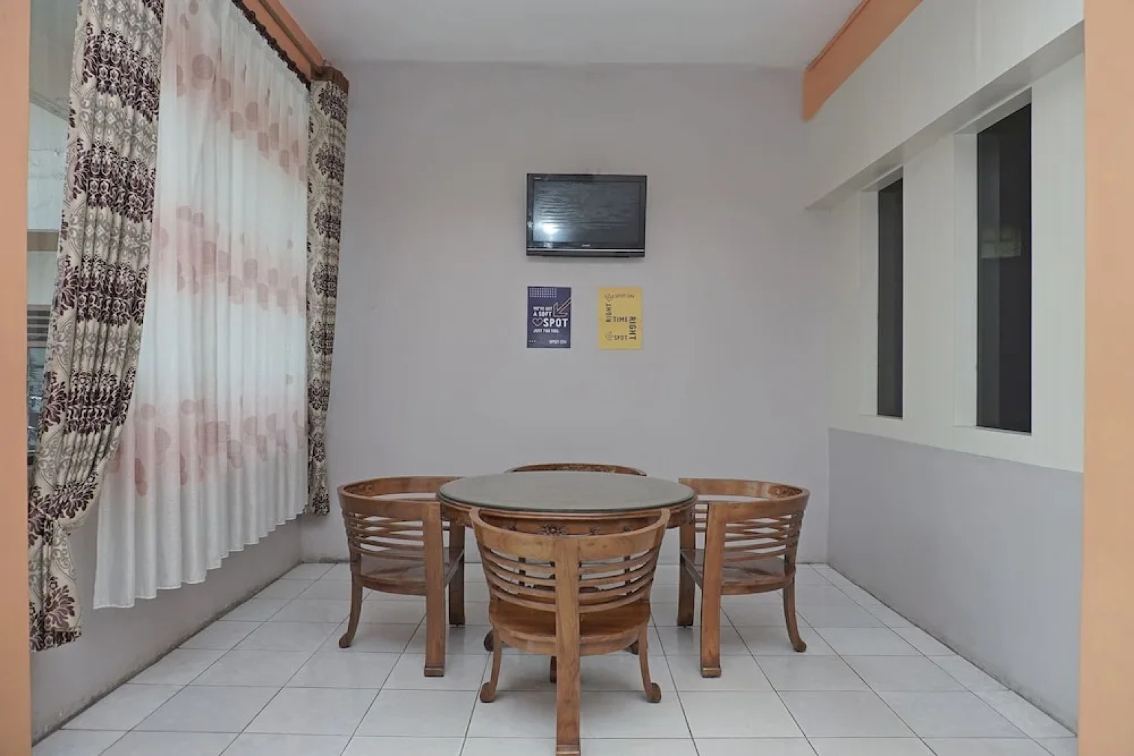 Hotel Gunung Sar by OYO Rooms