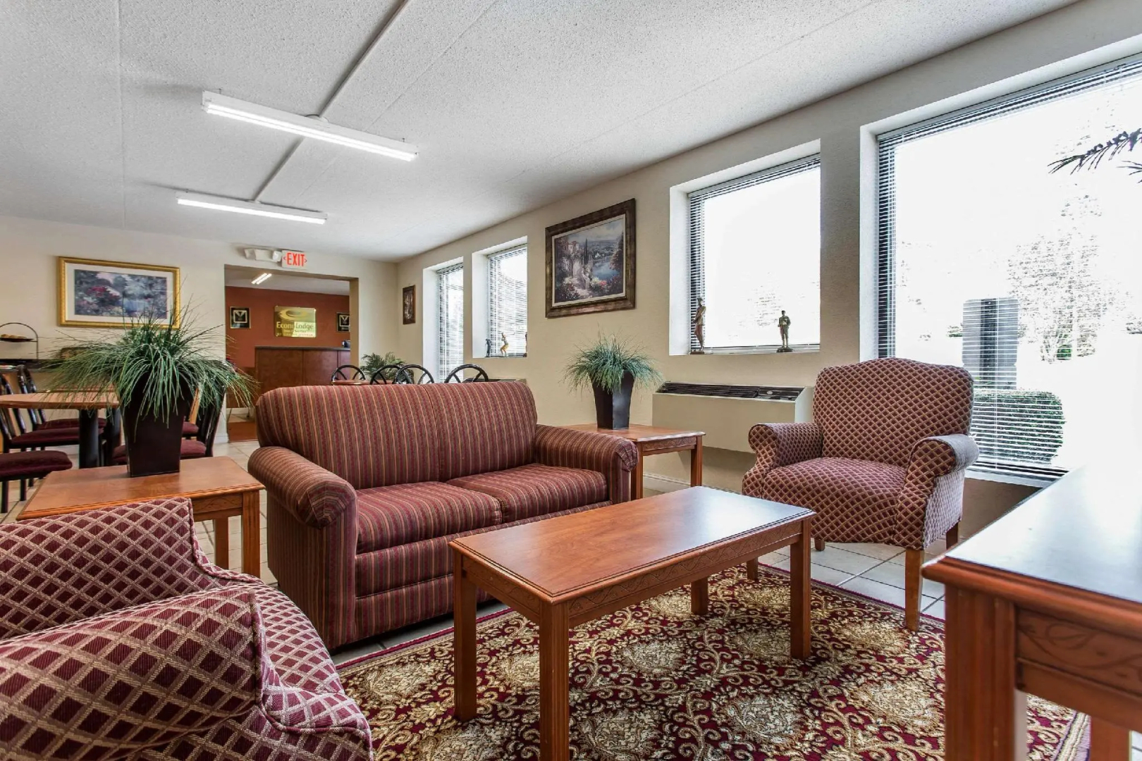 Econo Lodge & Suites Southern Pines - Pinehurst