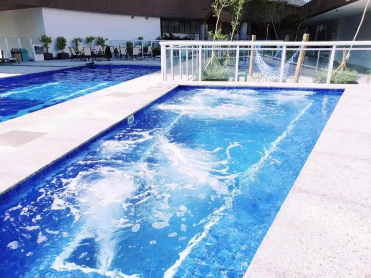 Santos Unlimited 2 Dormitórios, 32o andar com vista Mar!