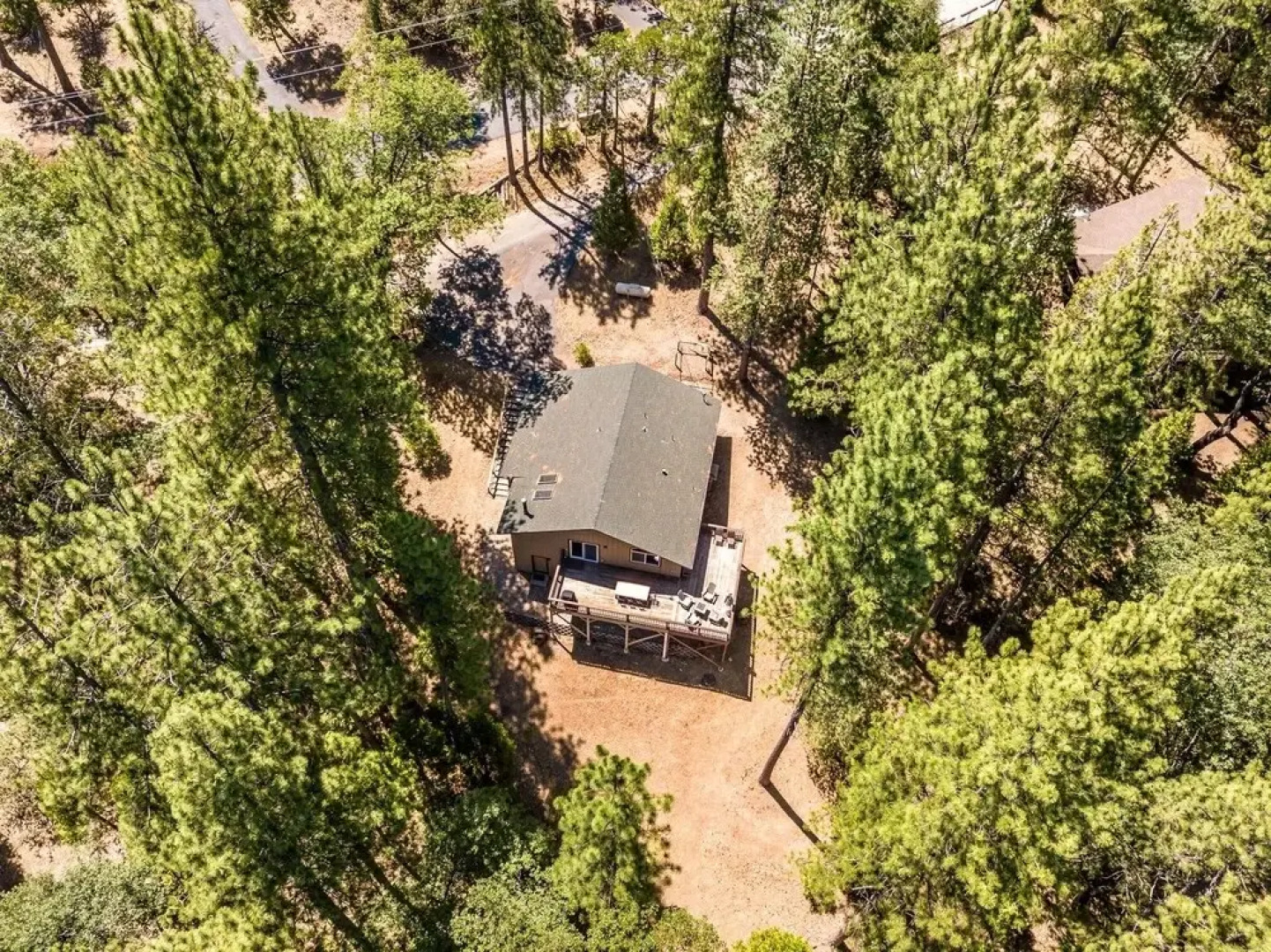 Hillside Haven -PET FRIENDLY!  Explore All Yosemite and Pine Mountain Lake has to Offer by Yosemite Region Resorts