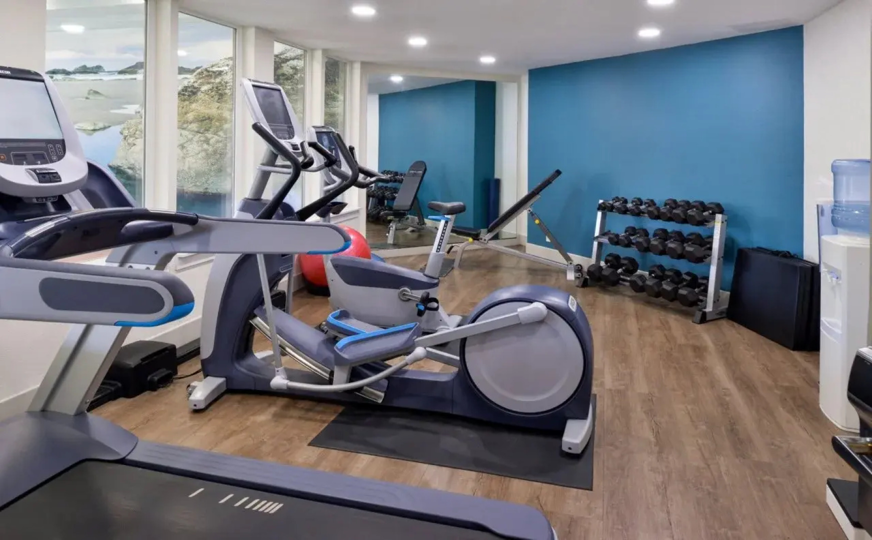 Holiday Inn Express Arcata / Eureka - Airport Area by IHG