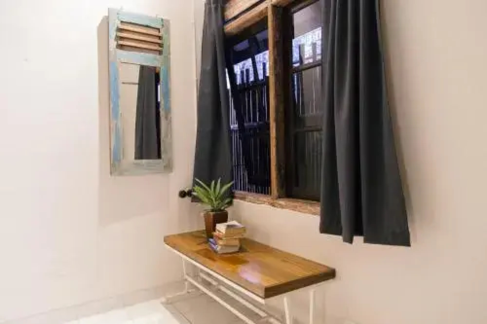 Sae Sae Hostel