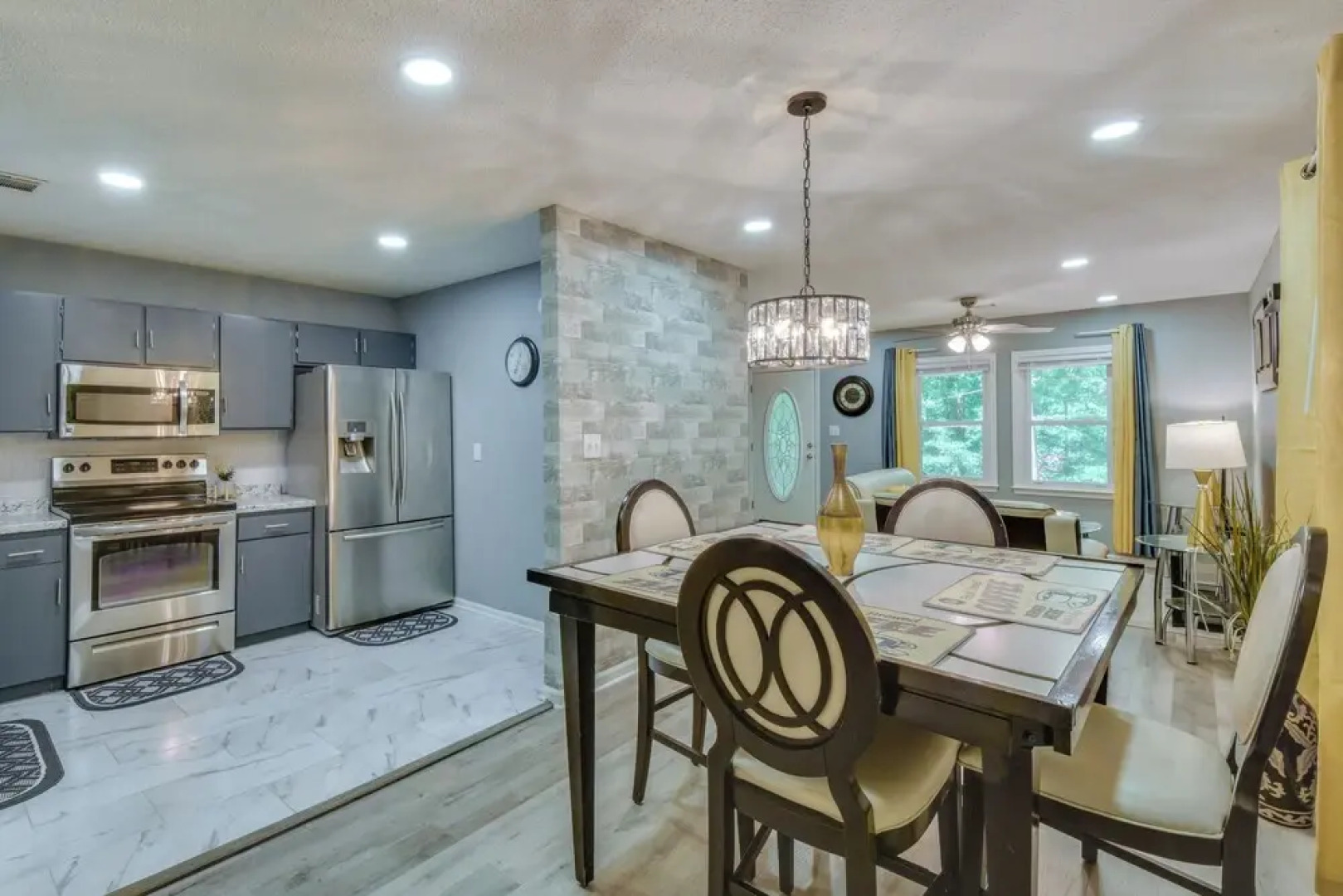 Athens Home w/ Deck - Near Sanford Stadium!