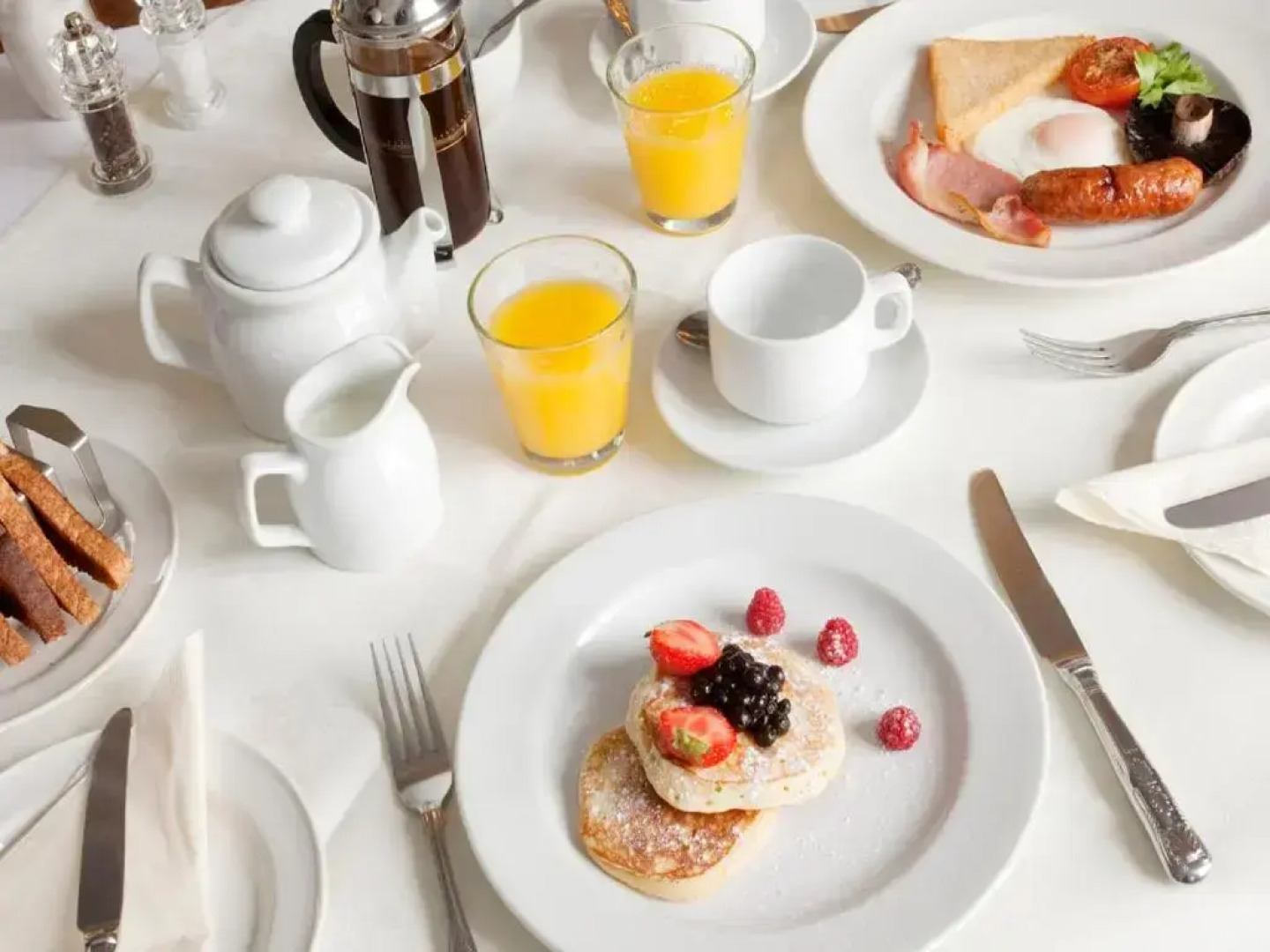 Virginia Court Hotel