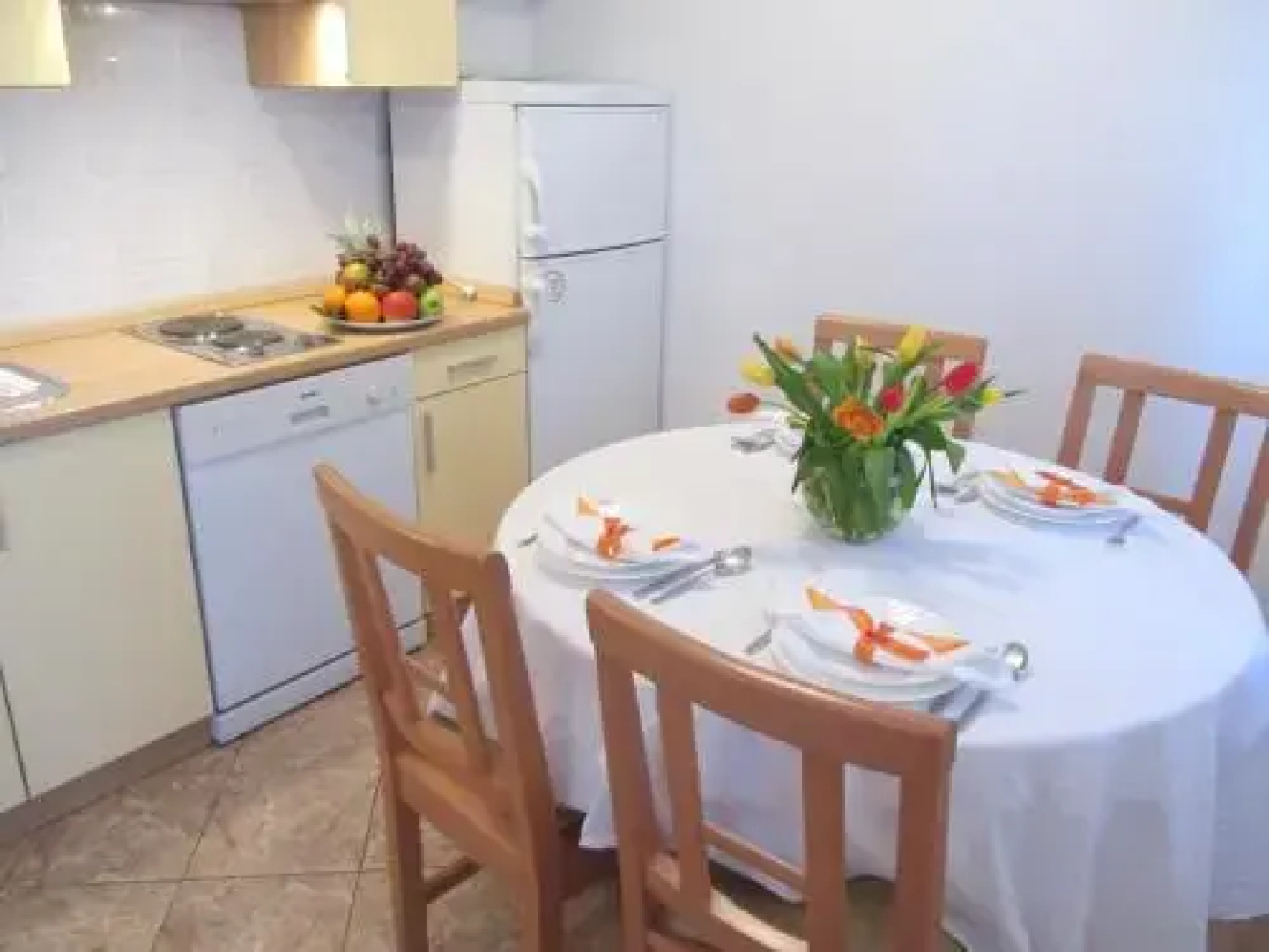 Apartments Luna Tisno
