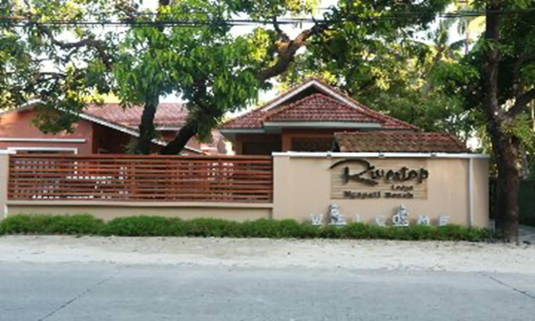 River Top Lodge