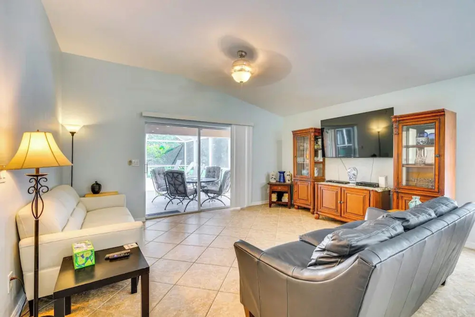 4 Mi to Beaches: Fort Myers Escape w/ Patio