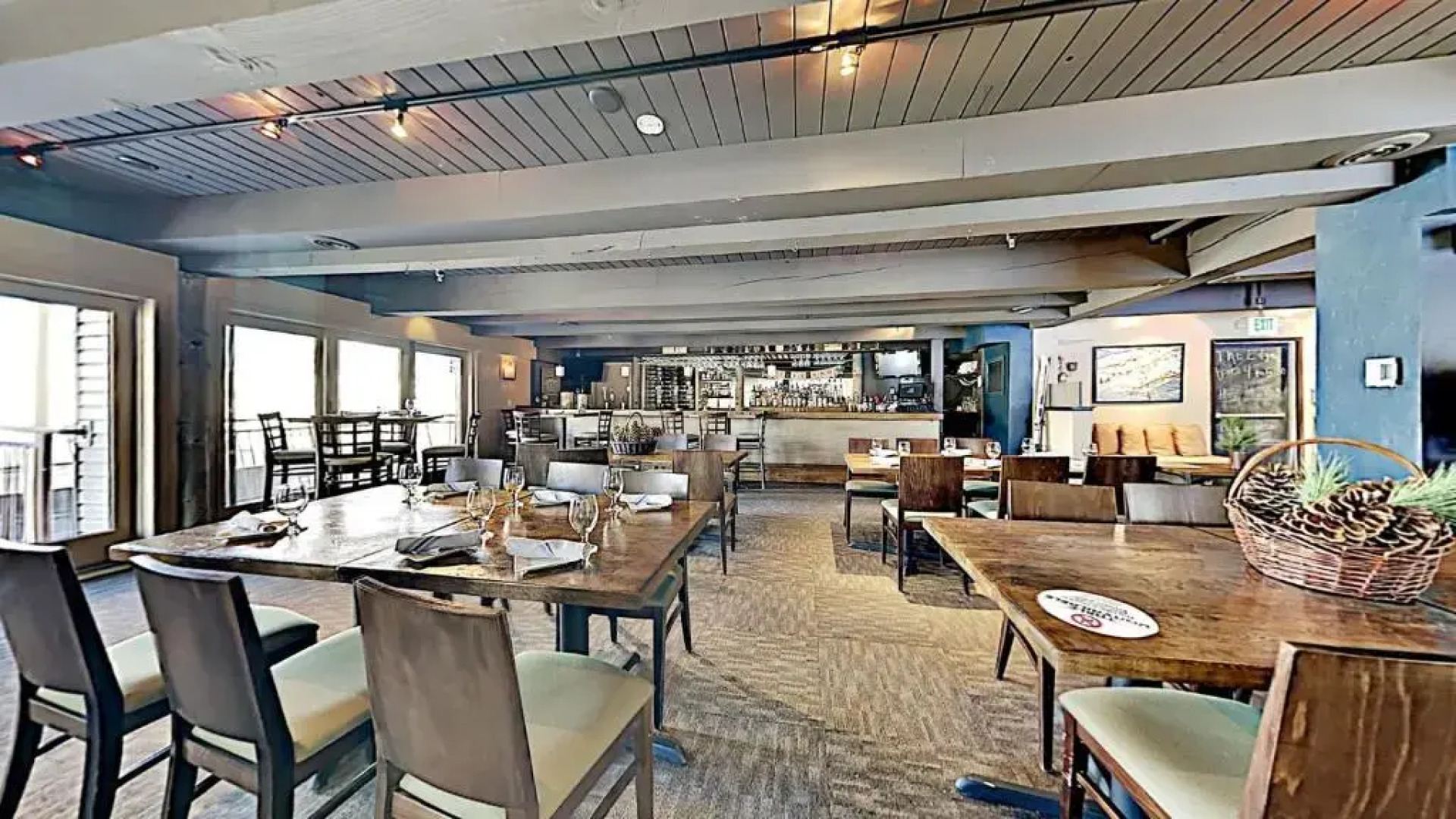 Timberline Condominium Studio Loft Deluxe Unit 314