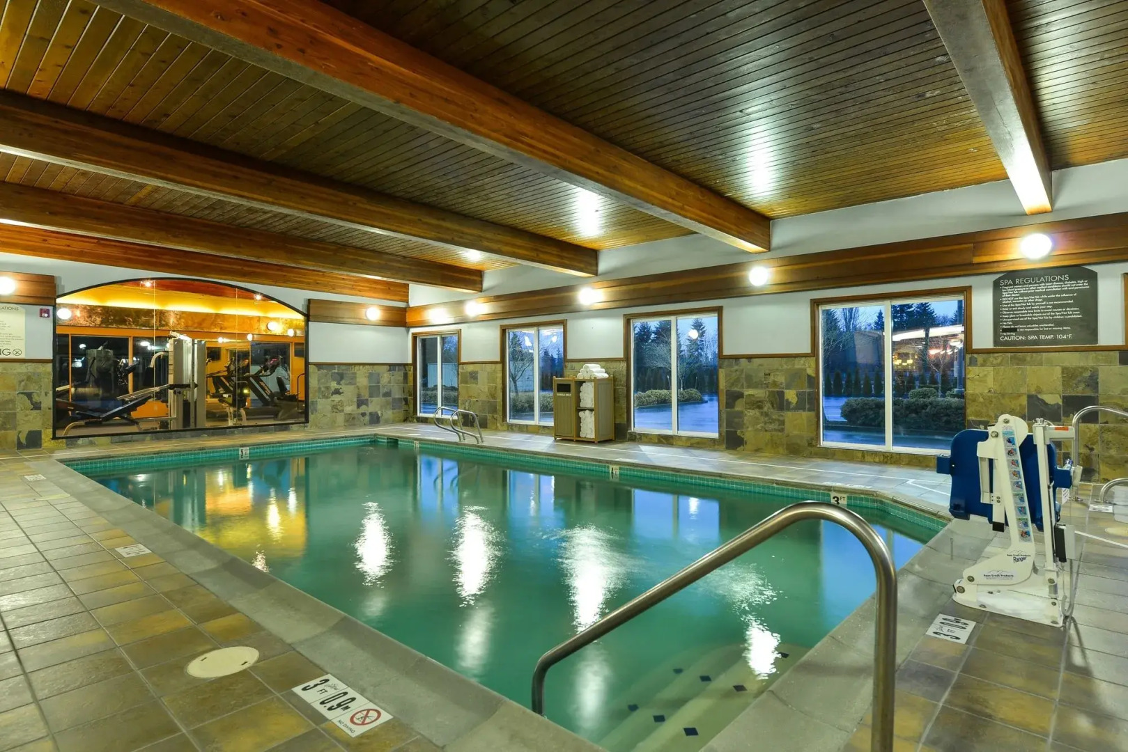 Holiday Inn Express Vancouver North - Salmon Creek by IHG