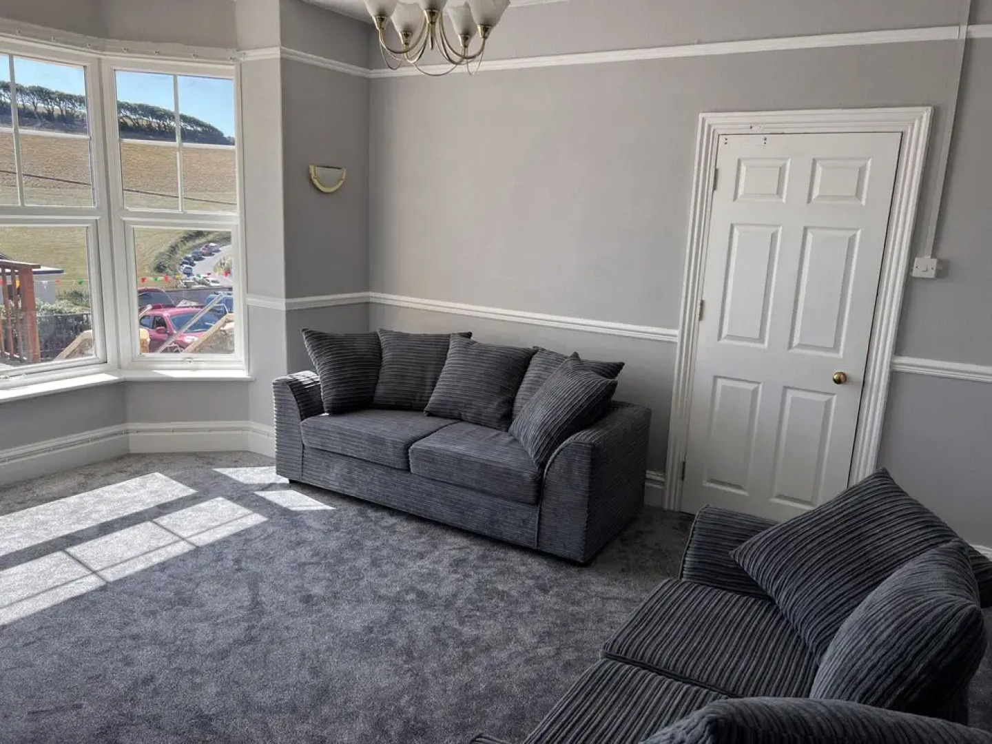 Sea View Hotel - Sandpebbles