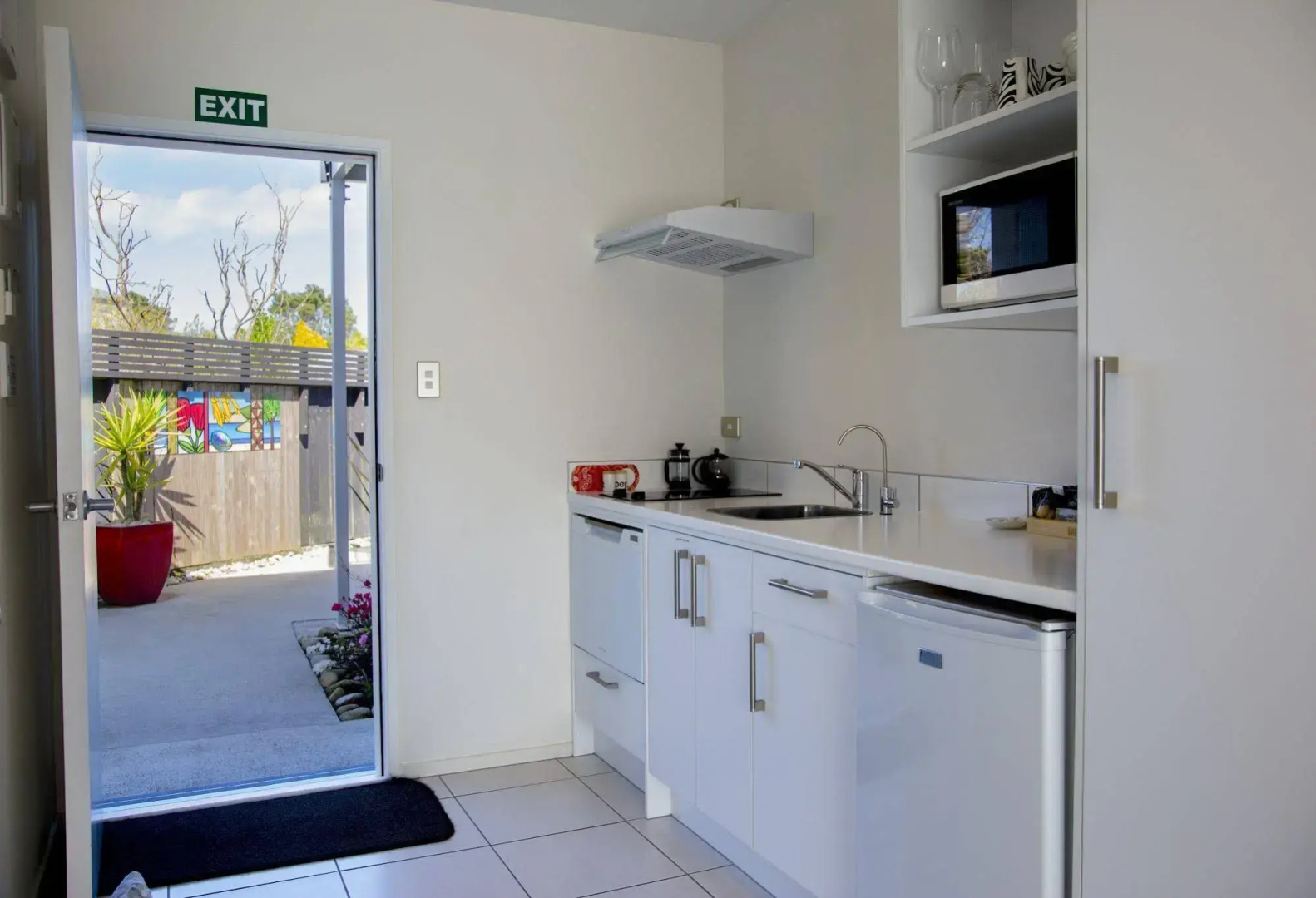 Carters By The Sea Westport