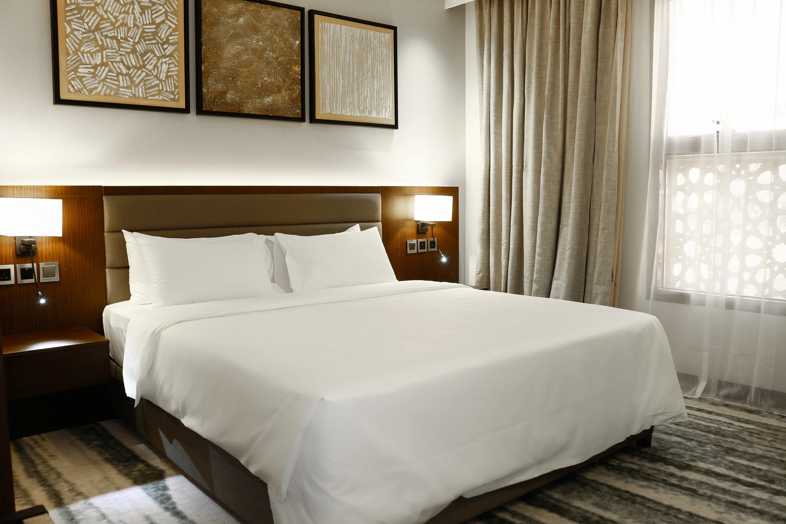 Iris Boutique Taif Heart