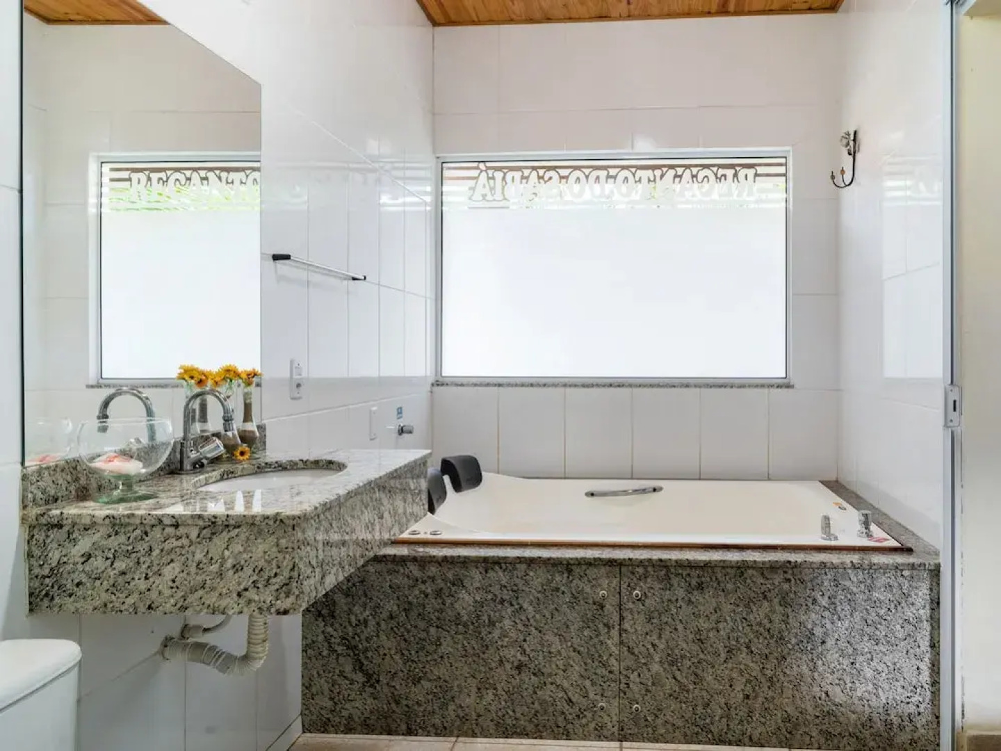 OYO Pousada Recanto Do Sabiá