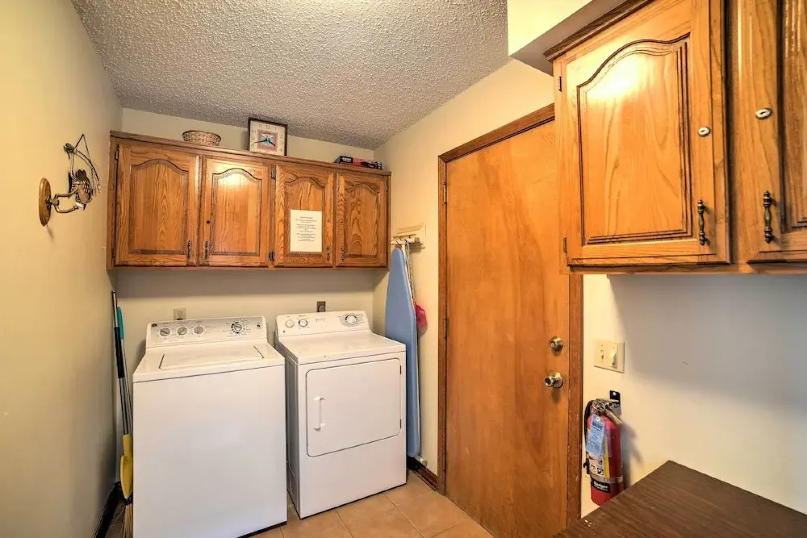 Holiday Island Home w/ Patio + Golf Course View!