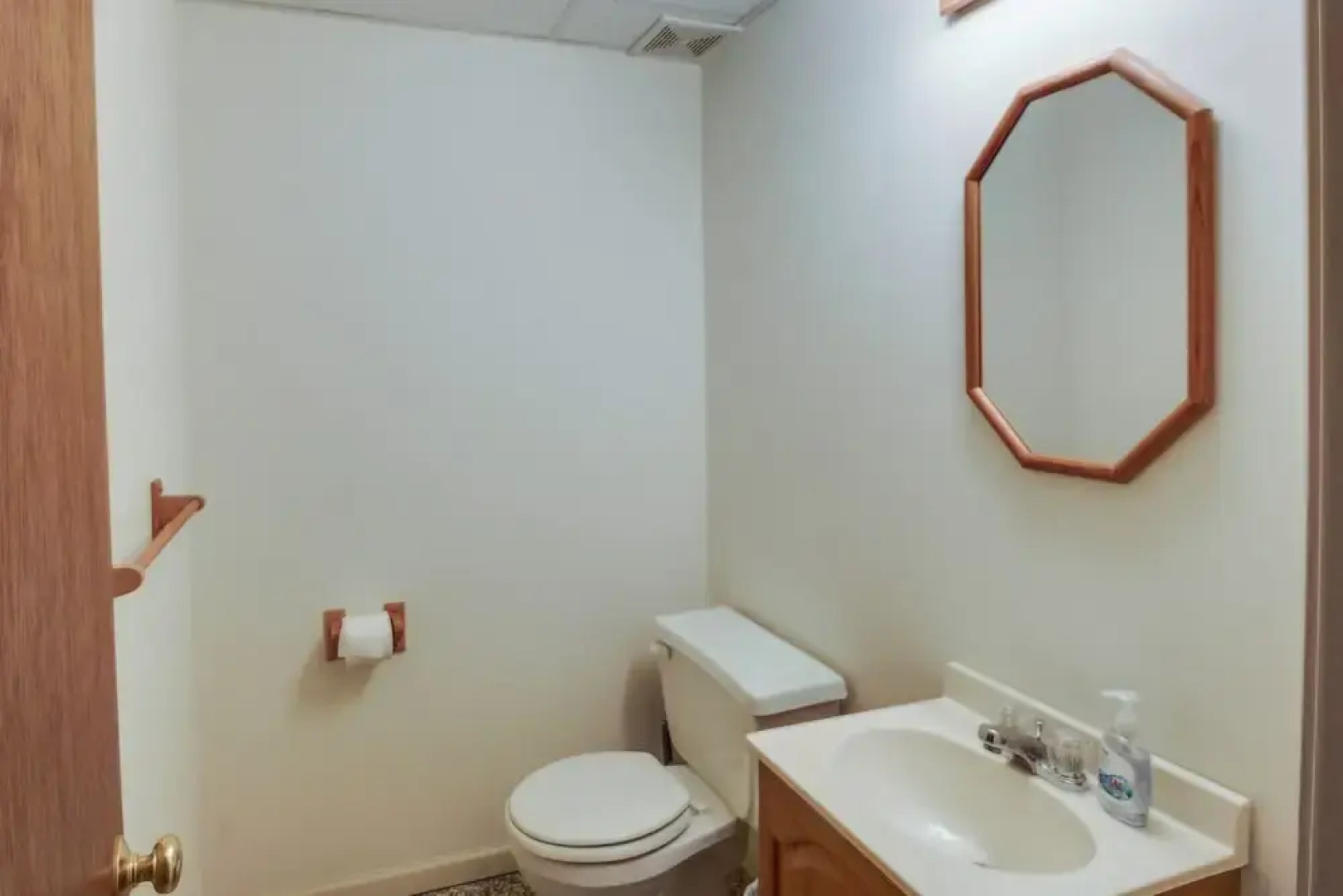 Overland Park Family Home w/ Game Room & Backyard!