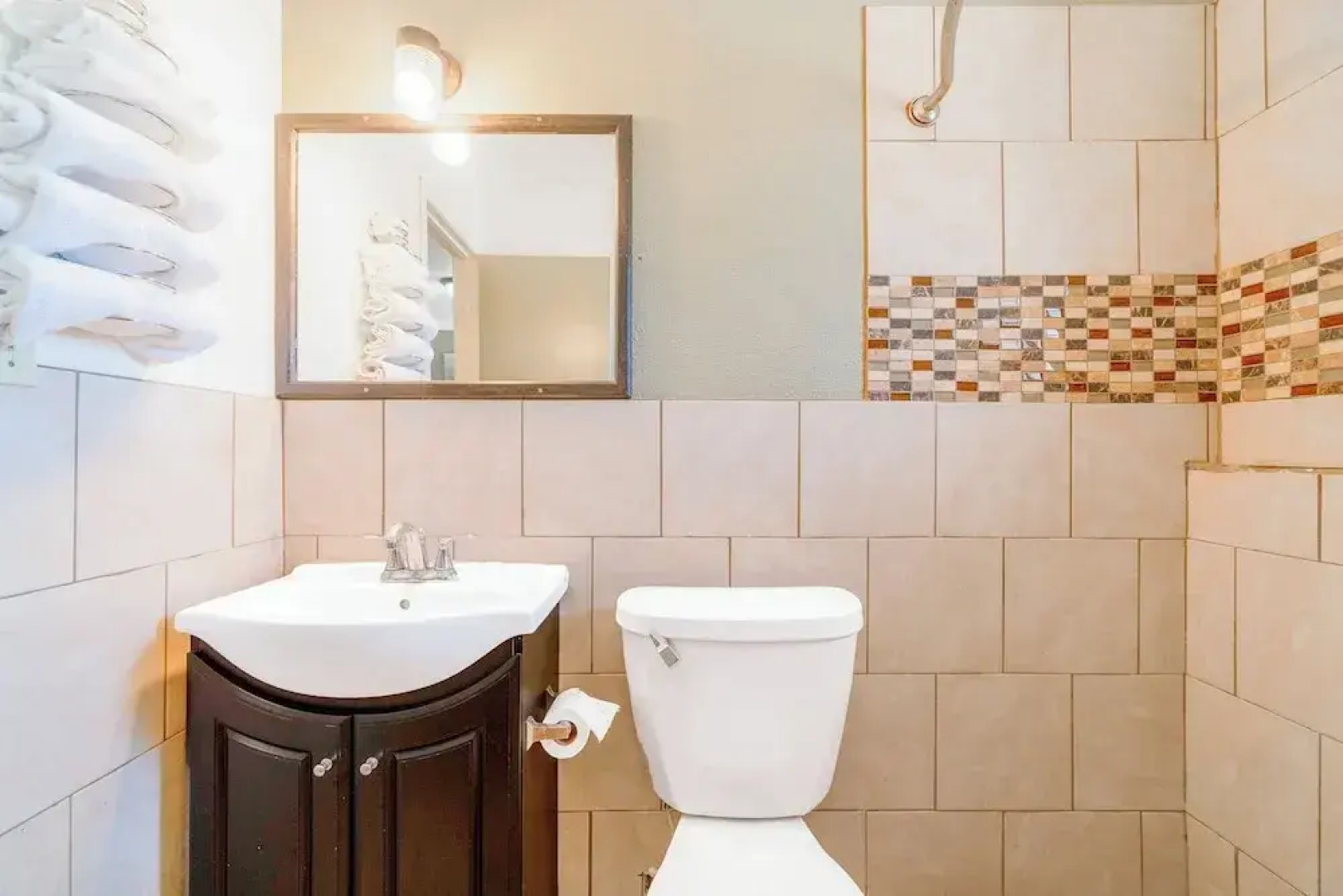 The Inn by El Dorado Lake