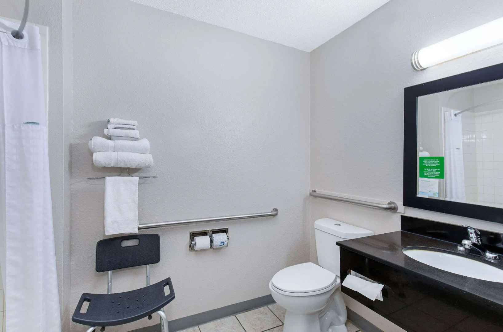 Super 8 by Wyndham Johnson City