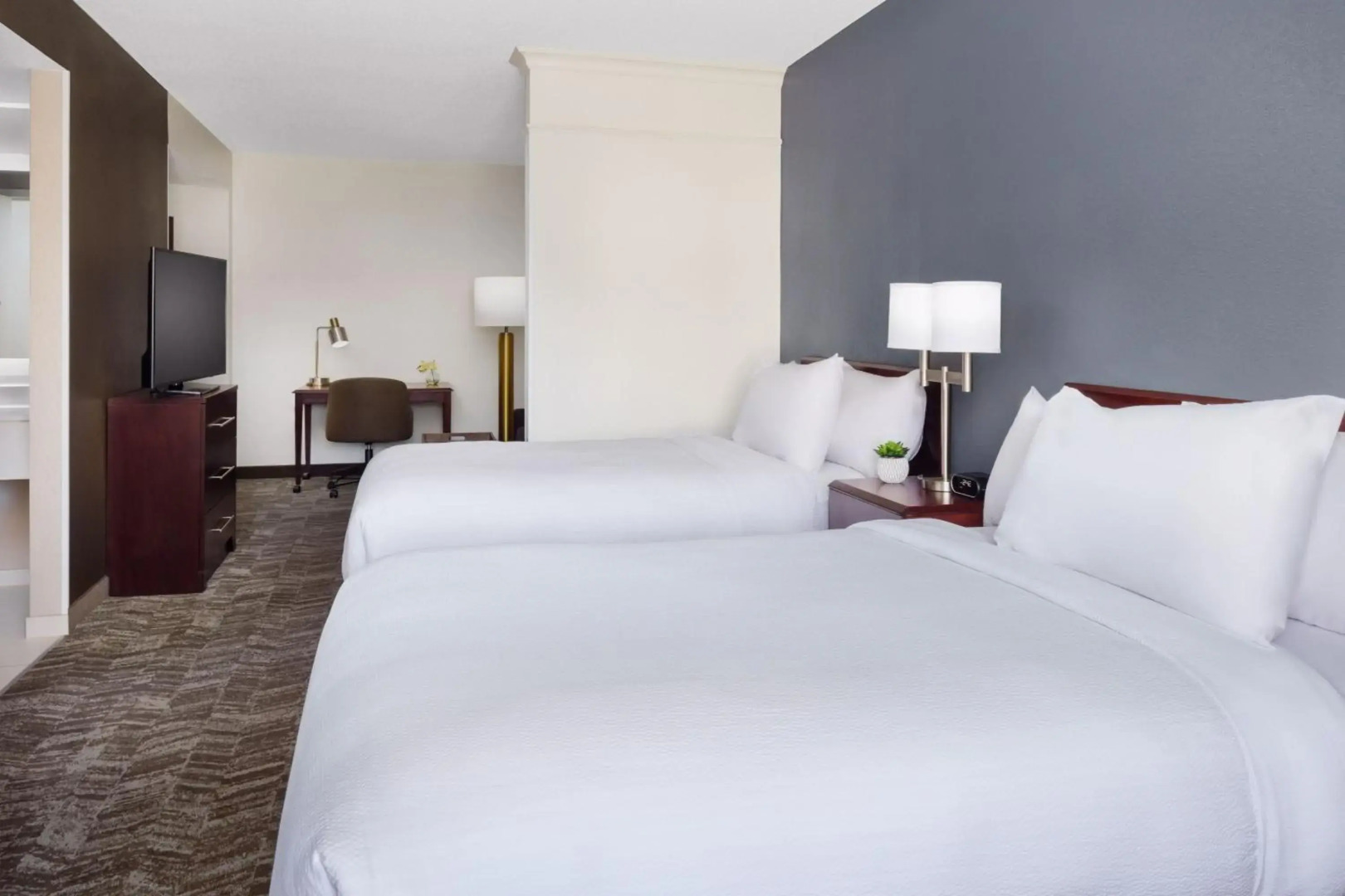 SpringHill Suites Manchester-Boston Regional Airport