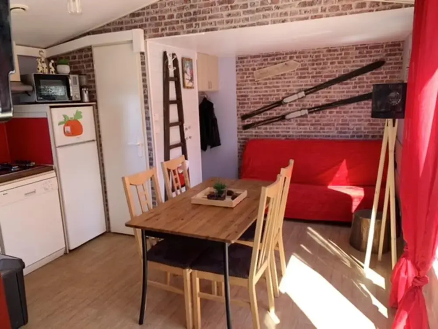 Chalet With 2 Bedrooms in Saint-léger-les-mélèzes, With Wonderful Mountain View and Furnished Garden